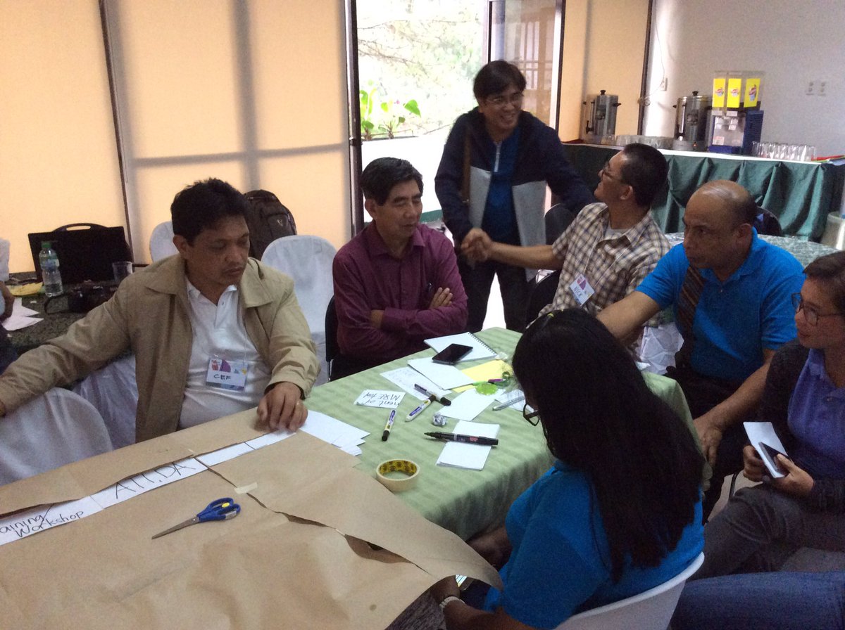 APIRASnetwork's tweet photo. ONGOING: Participants drawing a roadmap for addressing various pressing AAS concerns. #SAASProject https://t.co/u3XHYk0svi