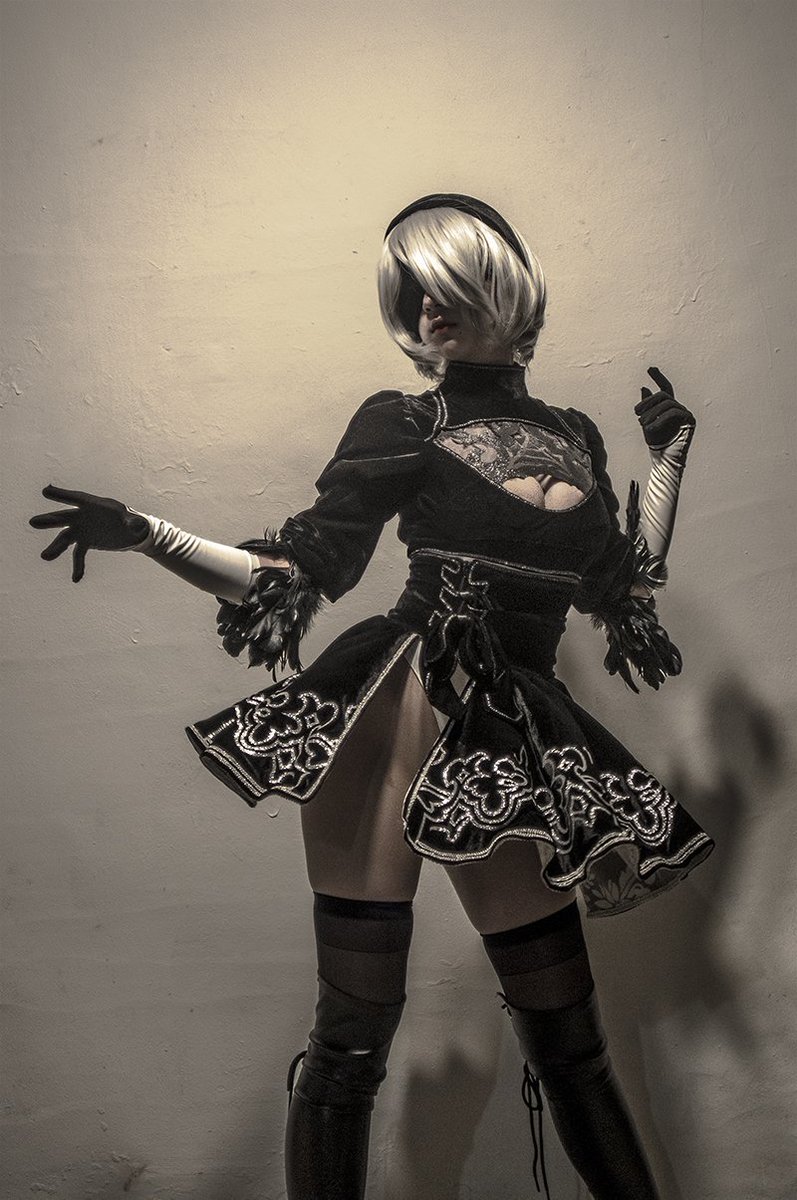 nier:automata
2B
p.b.실장님
cos.@rakang96 

피와 땀과 눈물의 선행..흙흙 뚜비사랑해