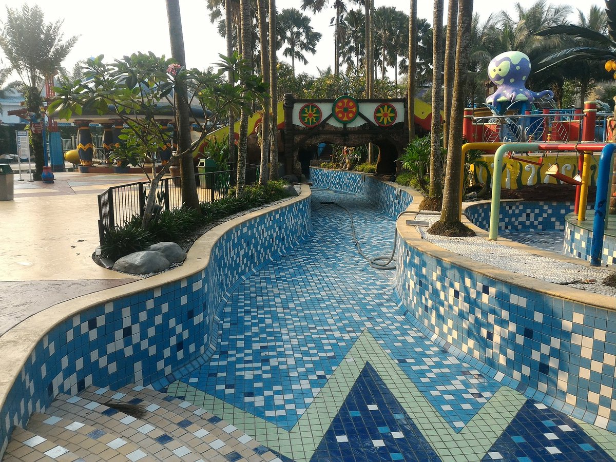 CitraRaya_Eco's tweet photo. Maintenance persiapan musim libur lebaran 🙌🙌🙋#waterworldcitraraya #CitraRayaTangerang https://t.co/vXxzB9feSK