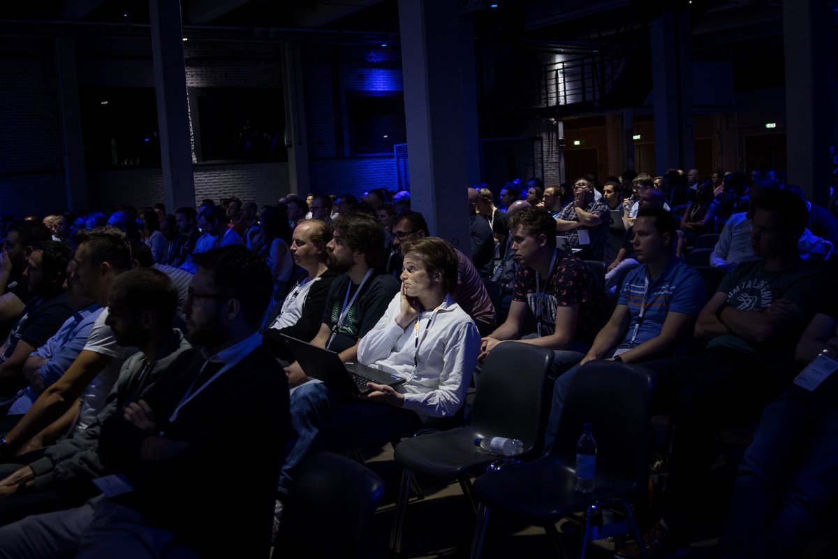 TechSummitIO's tweet photo. TechSummit Amsterdam pictures are online! #techsummitio https://t.co/kkIn7lDoIy https://t.co/cSorVWrvgS