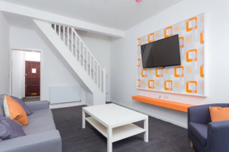 DamantW's tweet photo. A few more from a recent refurb project #studentaccommodation #Landlords #rentguarantee #PropertyNews #project https://t.co/SQXFEZLhwC