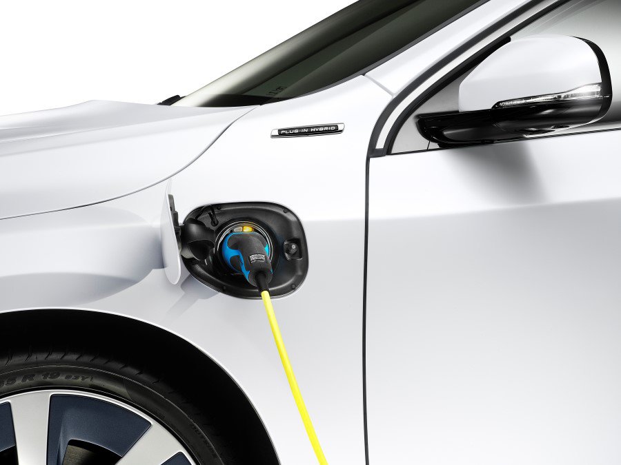 Surauto_Volvo's tweet photo. #TECVOLUCIÓN
¿Sabes cuánto tarda en cargar un coche eléctrico?
➡️ https://t.co/CgTmNYPM0Q
#Surauto #Volvo #Cocheselectricos #Jerez https://t.co/FGemKkXncU