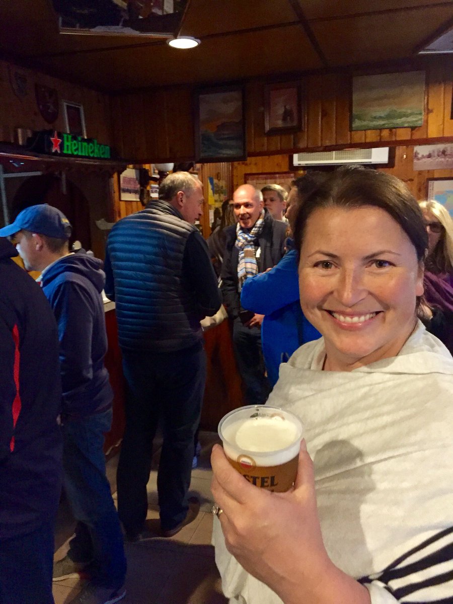SeanoTatler's tweet photo. Coats, wellingtons, umbrella and hat packed!!! 🧀🌷🍺☔️ @EngCounties20s #ColdBeer #Moscow2016 #Amsterdam2017 👍🏼 https://t.co/7hmlmmtXPQ