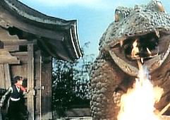 野添梨麻 6月6日 かえるの日 カエルの怪獣 怪人は多いですよ 中でも私が好きなのは 仮面の忍者赤影 に最初に出て来た 千年蟇 蟇法師が操るガマガエルの怪獣です ほっぺたに菊の花みたいな模様のあるのがかわいいんだ 野添梨麻 6月6日 かえるの日 カエルの怪獣 怪人は多いですよ 中でも私が好きなのは 仮面の忍者赤影 に最初に出て来た 千年蟇 蟇法師が操るガマガエルの怪獣です ほっぺたに菊の花みたいな模様のあるのがかわいいんだ