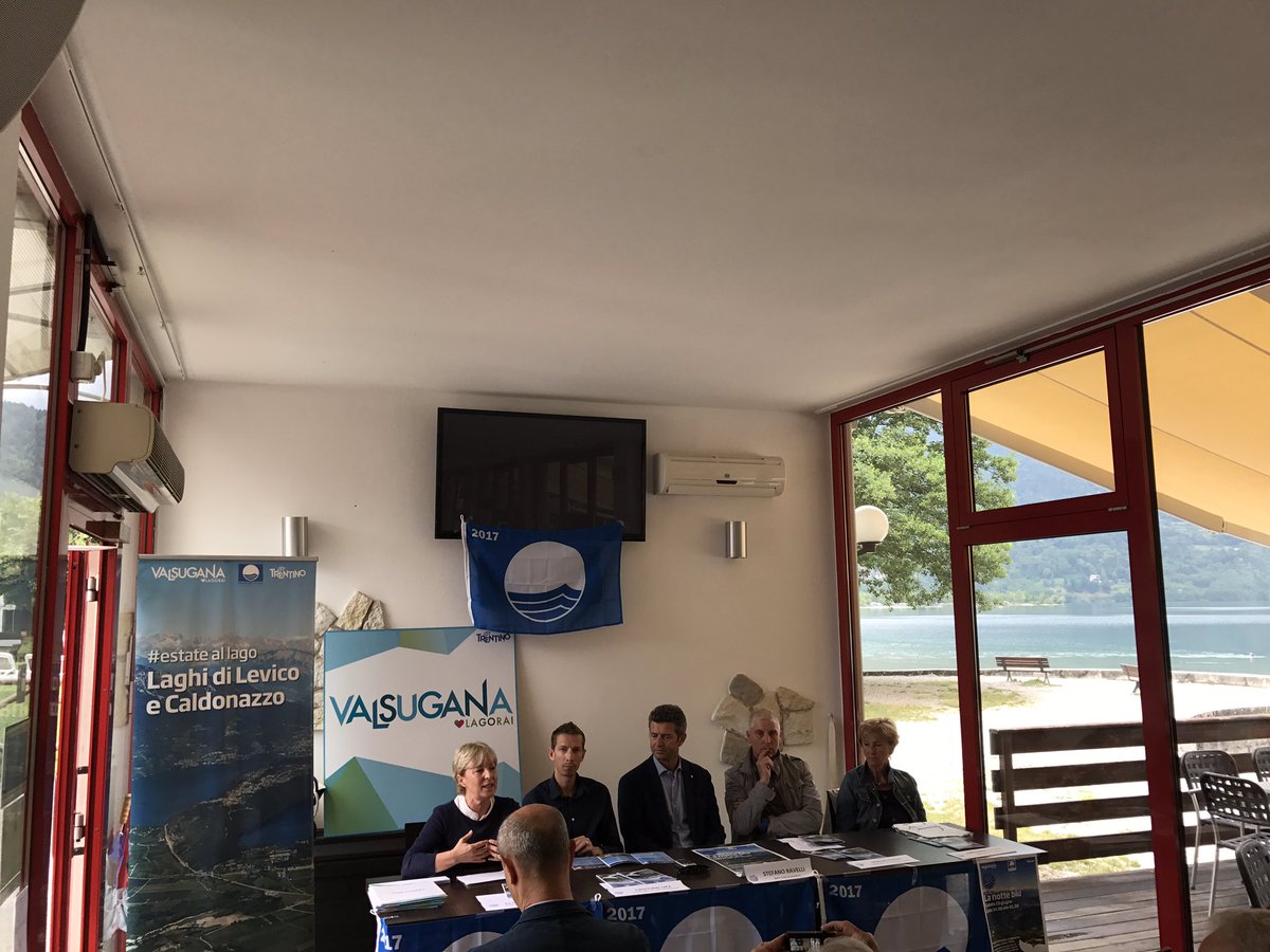 PatrizioAndreat's tweet photo. Presentata la notte blu 2017! #laghidilevicoecaldonazzo #livelovevalsugana... musica, sport e tanto divertimento. https://t.co/FomP9HLyZL https://t.co/cFnls1CpXb