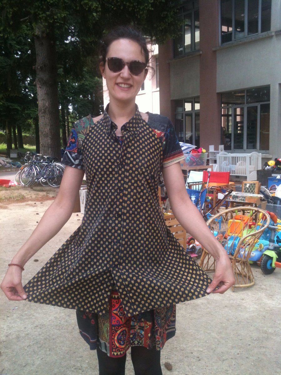 Atelier #surcyclage de vêtements: de la chemise au tablier, du t-shirt au sac à main, on transforme, on créé! tuto: bit.ly/2qWPcZZ