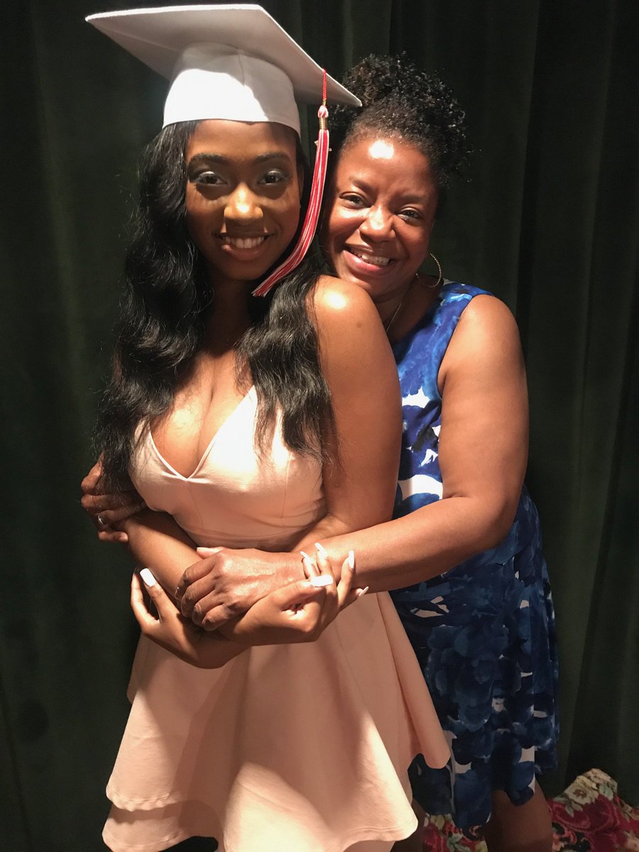 1Luv50's tweet photo. Congrats! #MyPride&amp;Joy https://t.co/4OwzNmFjKs