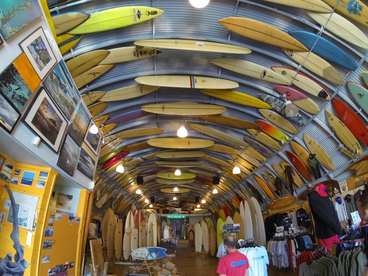 malooracks's tweet photo. Here's Why You Should Still Support Your Local Surf Shop in 2017 | The Inertia https://t.co/58n0uQIaKE #retail #surf_shop https://t.co/yhePmc0zp1