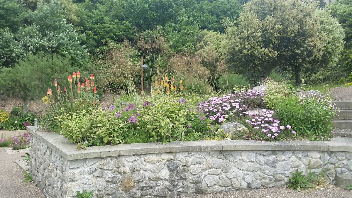 Beautiful gardens
#thingsiloveaboutUK