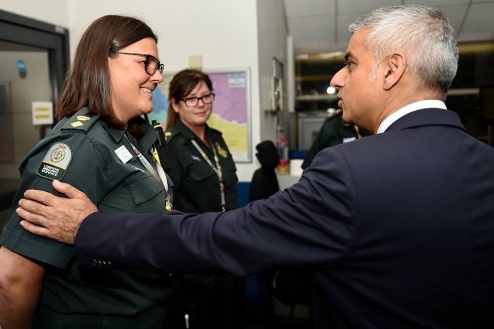 SadiqKhan's tweet photo. It was a privilege to visit and thank @Ldn_Ambulance staff today. They did an incredible job on Saturday. https://t.co/CWZyubXzOk https://t.co/dZT1IMj194