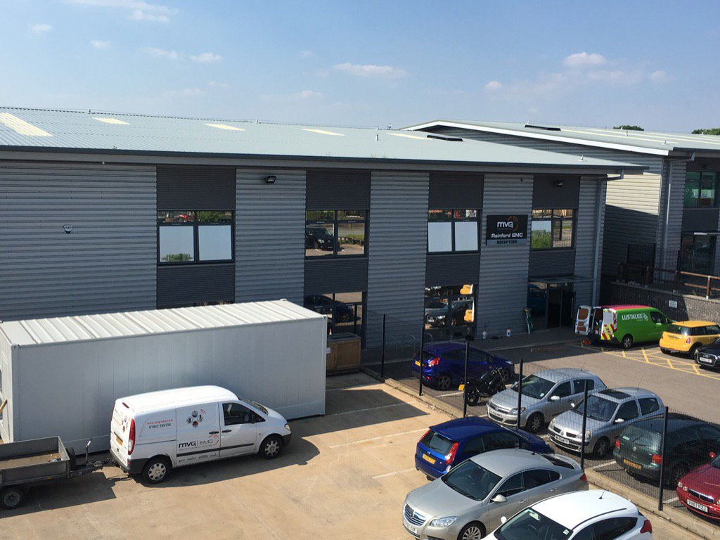 Lustalux_Ltd's tweet photo. Another building ready for the summer! With our #Silver20 #SolarFilm #WindowFilm looking cooler already! 😎 https://t.co/XFzRZzxSUa