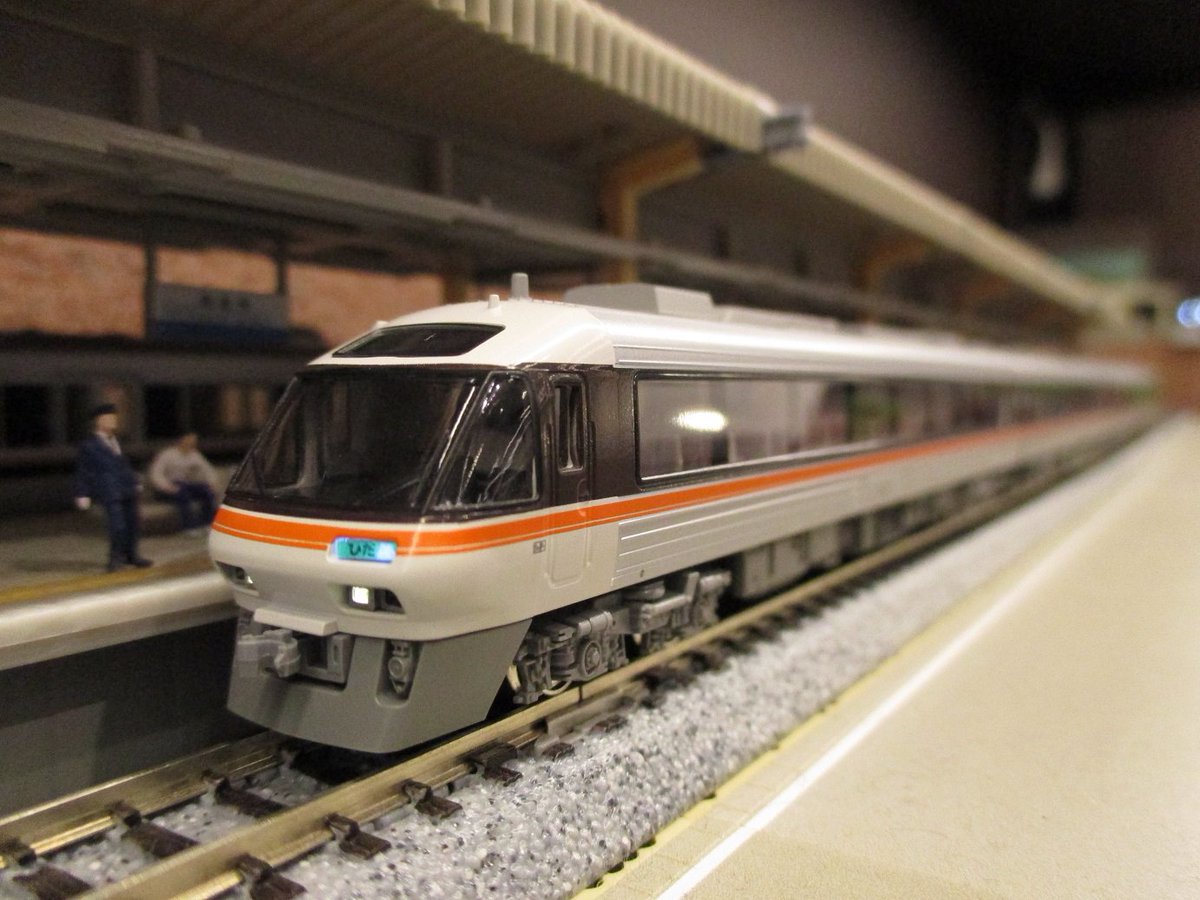 キハ85系特製品④】キハ85系「ワイドビューひだ25・36号」￥18.200（税