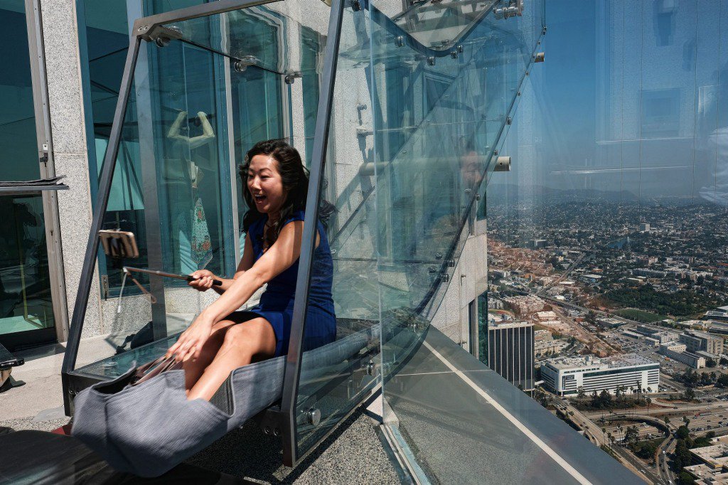 kOptimaxTeam's tweet photo. You don't need a lift when you have a skyslide to swing you down! #lift #elevator #skyslide #Losangeles #skyscraper #mississippi #koptimax https://t.co/CBzYFUlovY