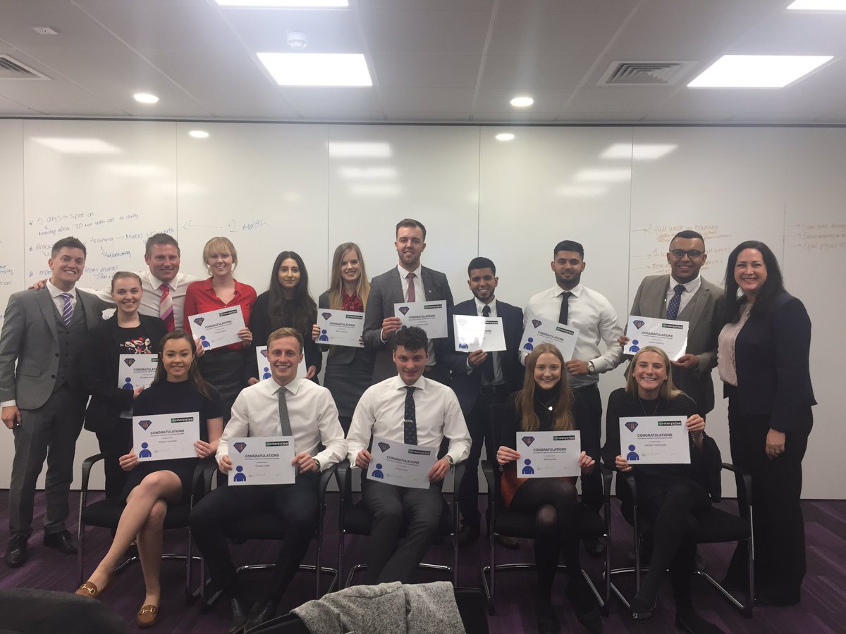 B_DerbyUni's tweet photo. All our 12 month interns successfully completing their internship! Well done for all your hard work guys!👏 https://t.co/K1vQwDsPkN