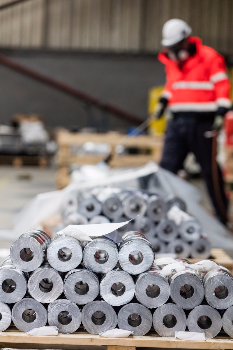 MidlandLead's tweet photo. Whatever you lead needs are, we can help. Whether you want a single batch of #rolledlead or a custom consignment of #sandcastlead https://t.co/v2qqORhTUk