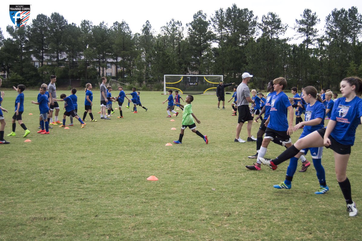 SCUnited_FC's tweet photo. Opening Night of the BSPA on our East location, players go through the Speed & Agility! #WeartheBadge #BacktheBadge #TrainingCorps #BSPA2017 https://t.co/vJOt5I5u4b