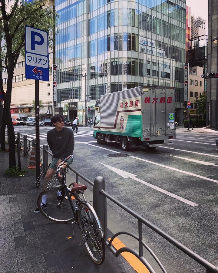 😎🚲🚛

昨日、銀座にて

instagram.com/p/BU77wM6lqjG/