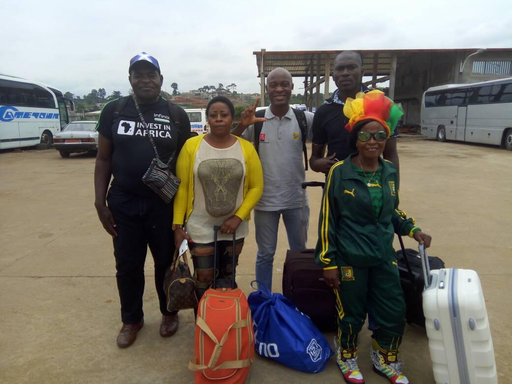SergeRaoul07's tweet photo. Arrivée de Ngando Piket et de Mama Eto'o à Yaoundé dans le cadre des Rsi Trophees ce soir au Hilton Yaoundé .
#TrophéesRsi
#Prolixe https://t.co/vZPozXSmeY