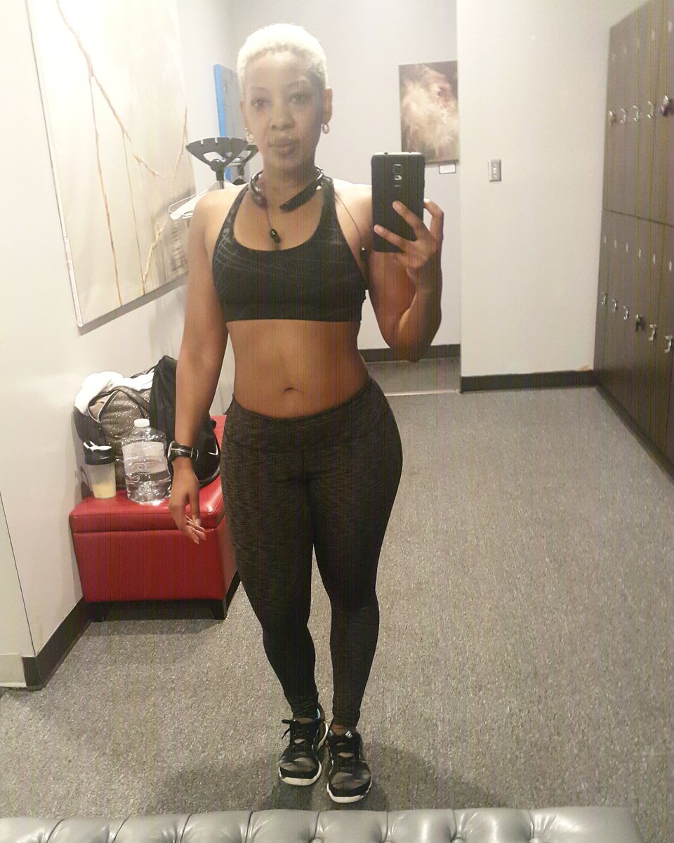 FitKenyanGirl's tweet photo. It's all about progress not perfection. Leg day is done #SweatyHappy #Week13 #ResetInProgress #dailyrituals https://t.co/D5ejAJpHME