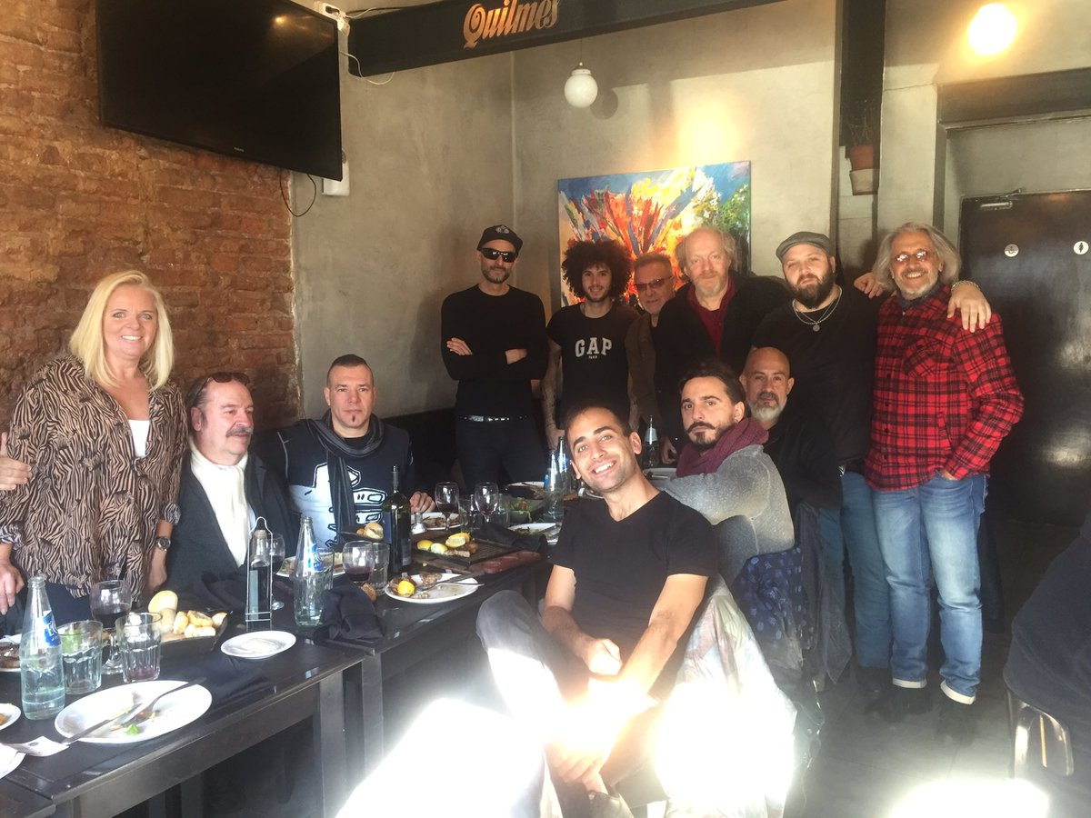 Ensayo general para el acusticazo