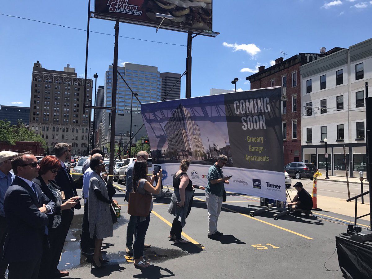 City Of Cincinnati On Twitter Kroger Unveils Plans For New Downtown Cincinnati Mixed Use Development Grocery Apartments Garage For Residents And Workers To Enjoy Https T Co Cyhhk4jnww