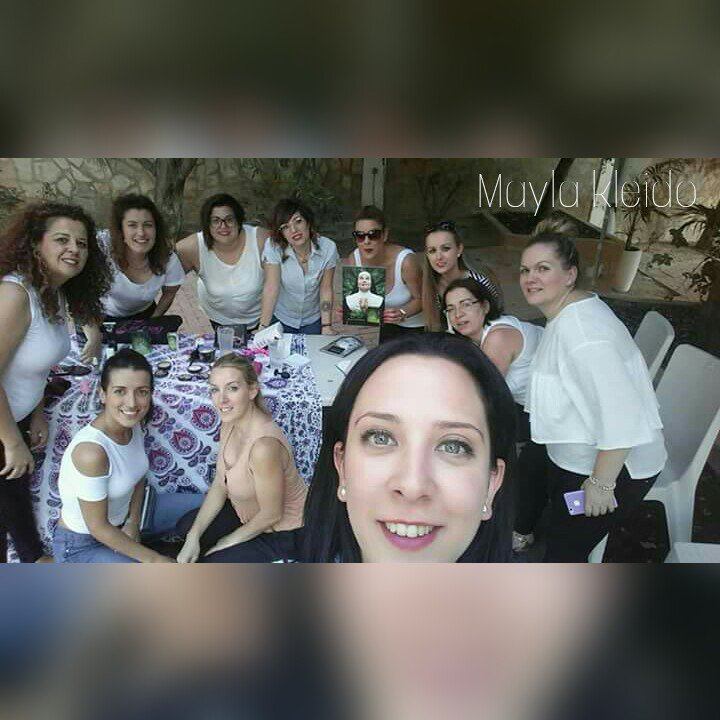asesorasmayla's tweet photo. La vida vale la pena, por esos momentos inesperados de intensa felicidad 🌼❤ https://t.co/jmYxHNdjtO