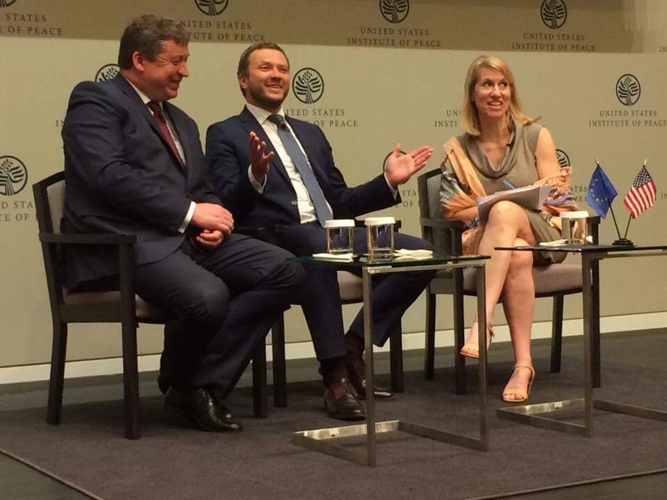 DefMin <a href="/Tsahkna/">Margus Tsahkna</a>'s keynote on the future of #CSDP2017 : stronger #EU defence is for stronger #NATO &amp; #USA. #EU2017EE