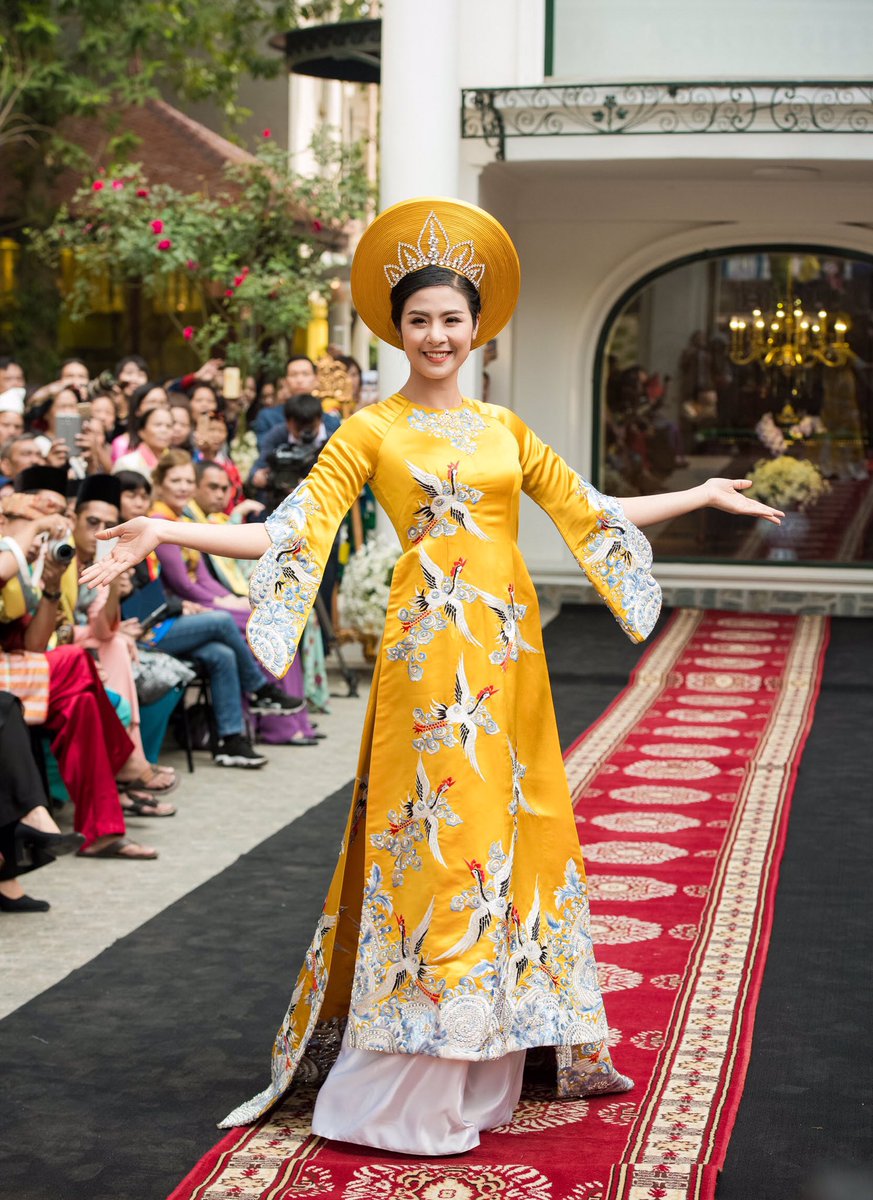 Ao-dai,The Vietnamese traditional dress were first introduced in 1744 and meticulously crafted by silk artisans.