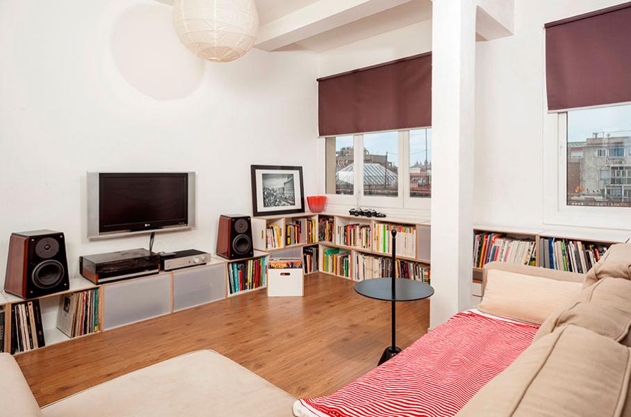 BrickBoxUSA's tweet photo. Home: It's where all your stuff is...
BrickBox makes it all look so good 😊 
#brickboxusa #bookstoragesolutions #vinylstorage #modularstorage https://t.co/1OmJKjVLqj