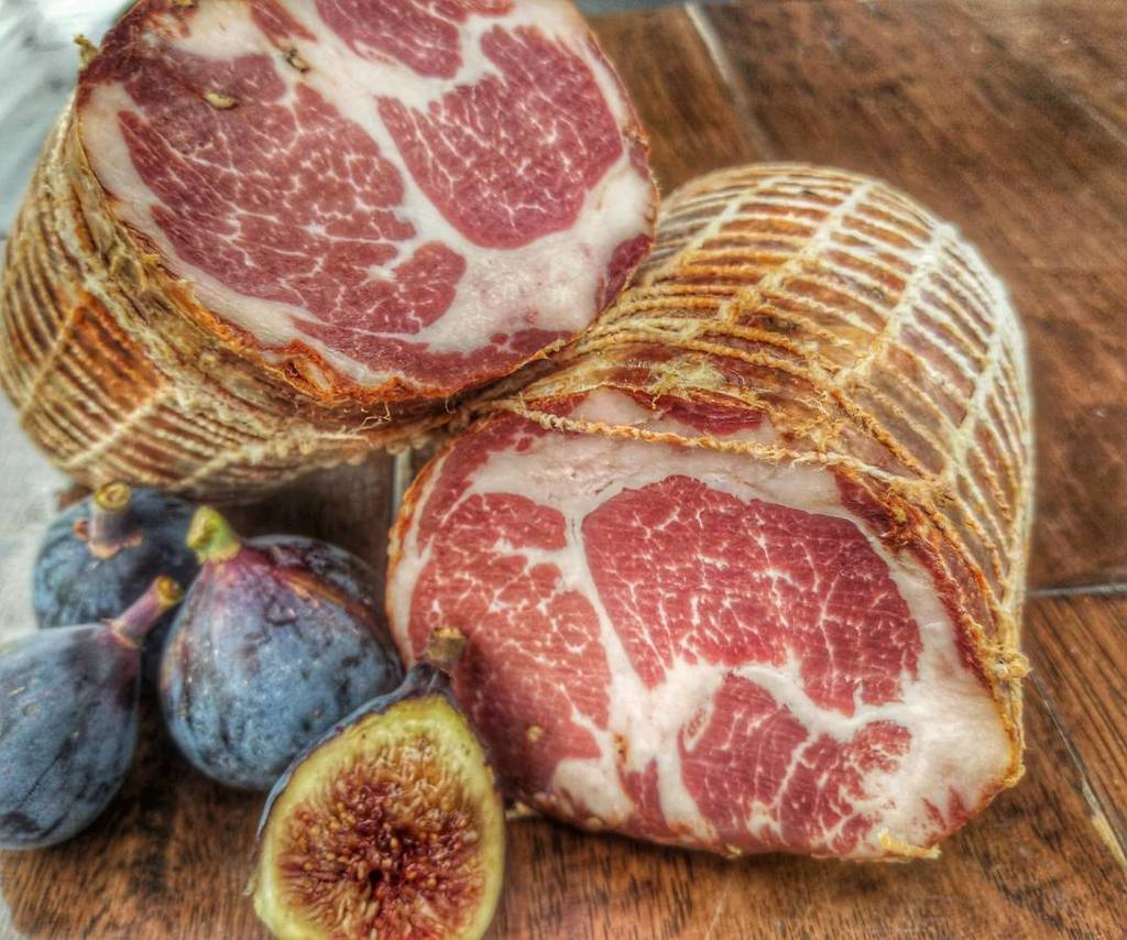 BravaPizza's tweet photo. Sweet, savory and incredibly delicious. This week we are featuring the Fig n' Pig. Fresh black mission #figs, capi… https://t.co/ebJ3LrIql4 https://t.co/xa8WoG8dH9