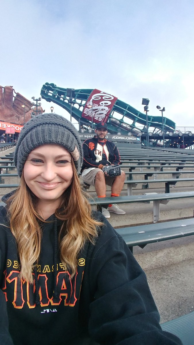 BllueBombShell's tweet photo. #Thankiversary #MLBShop #contest #SFGiants https://t.co/YxB7lD9x8w