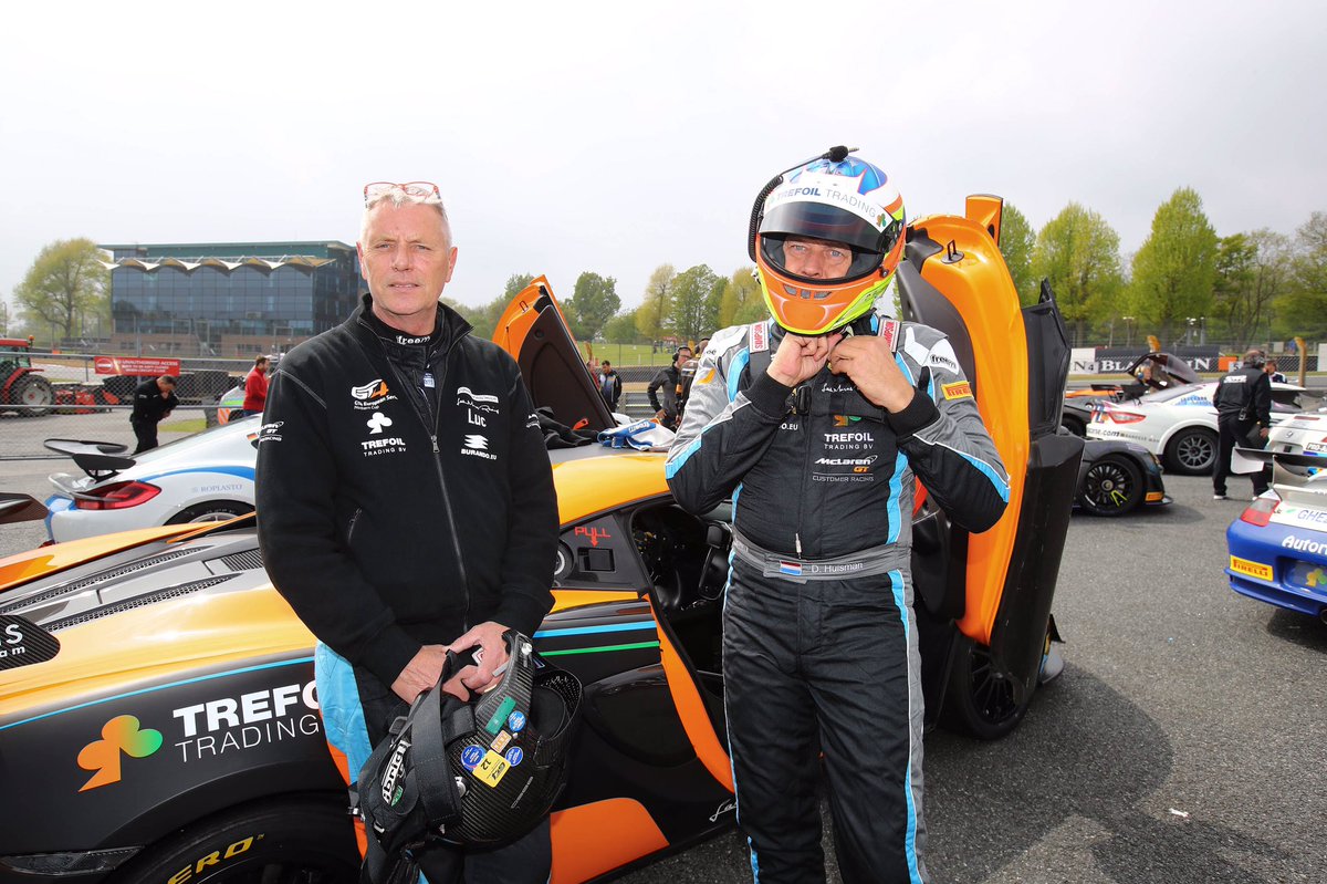 LasMorasRT's tweet photo. @gt4series @redbullring Friday with 2x 60minutes FP.Quali 08.30 on Saturday, 1st race starts 16.25.R2 11.00 Sunday https://t.co/XHvcs4jcOy https://t.co/msq3RSgPUu