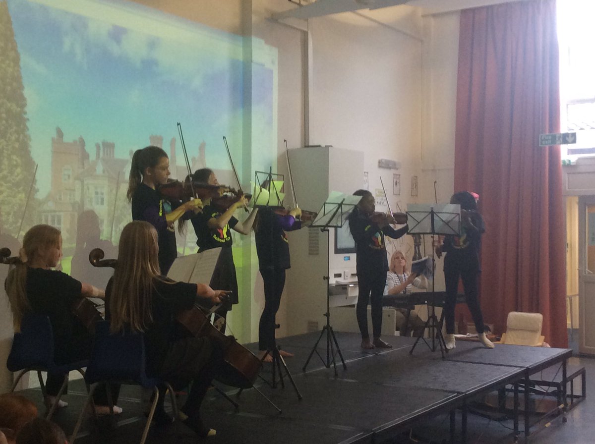 Year6WCPS's tweet photo. Worsbrough definitely has got talent! #WCPSedu https://t.co/r4pzSDACMd