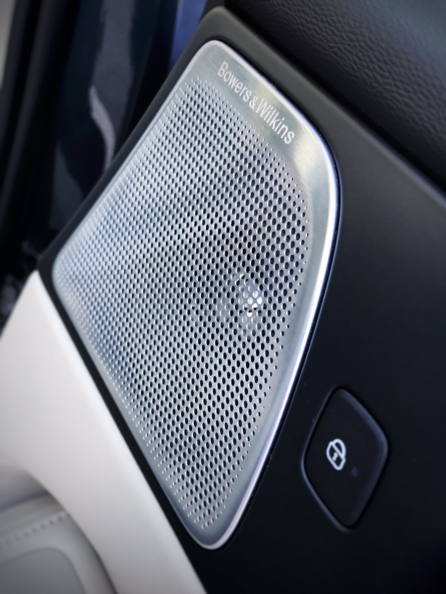 volvo b&w speakers