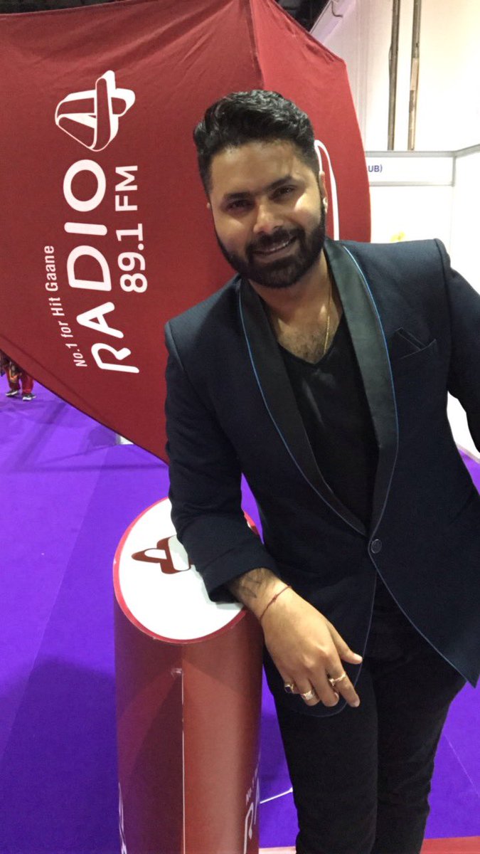 891Radio4's tweet photo. Meet @RJAbhijeet at @RamadanNightMkt in Dubai WTC We're here until 11PM and giving away lots of goodies⭐️ https://t.co/ffQ0LqDOSB