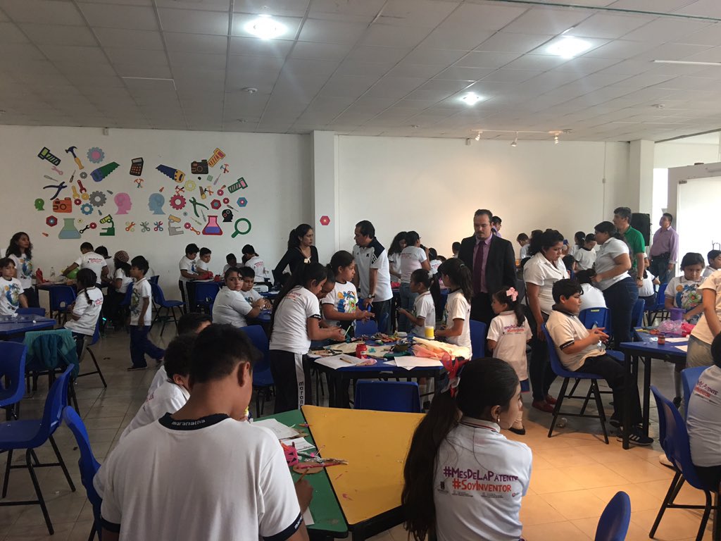 MA_Margain's tweet photo. Difícil tarea ser jurado en Concurso infantil Inventos en Cuernavaca organizado por @SICyT_Morelos #VISIONMORELOS @IMPI_Mexico @GobMorelos https://t.co/kCSqbX4sNQ