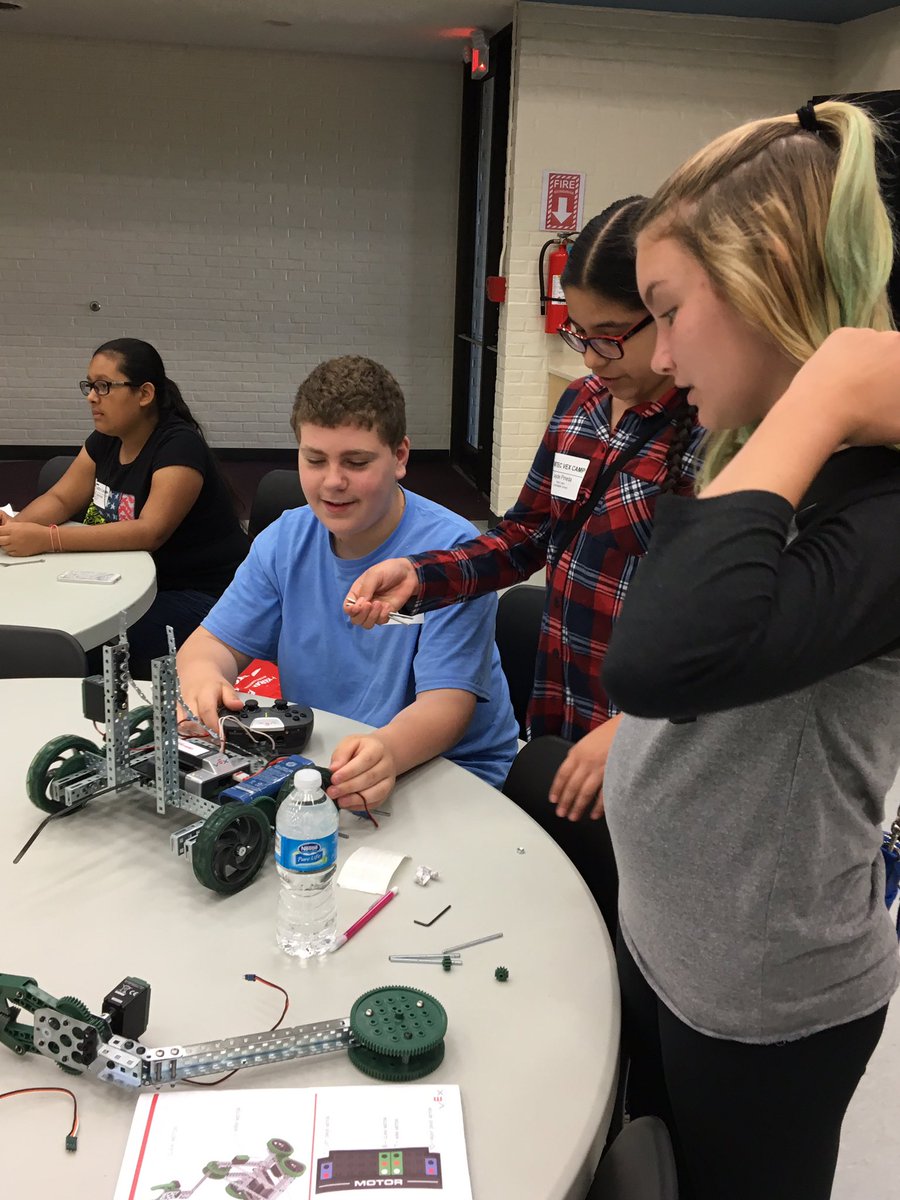 GMS_STEM's tweet photo. GMS Robotics students starting their training at RAMTEC camp. https://t.co/ca4ZB2NMqk