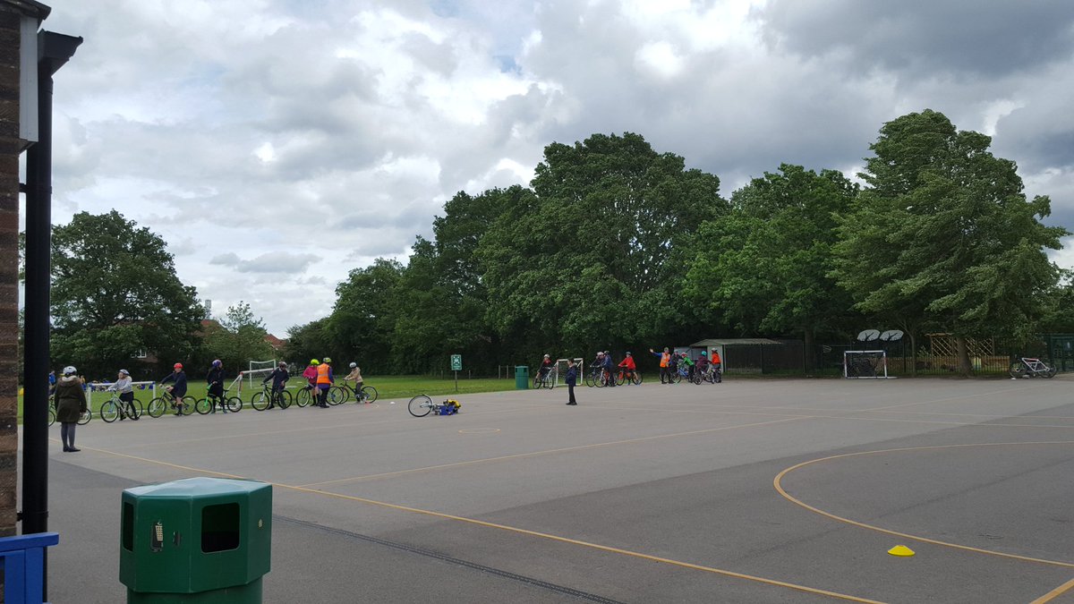 winnershprimary's tweet photo. Our first group of Year 6 children begin their Bikeability Training today #cyclingisanadventure https://t.co/Ag94Fsq4Cp