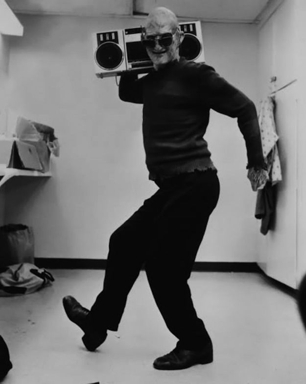 Happy 70th birthday to Robert Englund. Photo from the set of A Nightmare on Elm Street, 1984. 