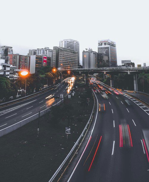 _vnzlanisimo's tweet photo. Caracas: https://t.co/Fz6CyZU4lU