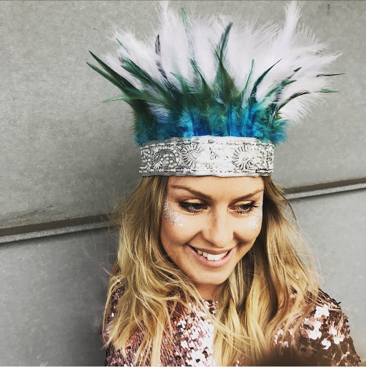 love__steph__'s tweet photo. Don't forget to order your headdres ✨ONLY £15 ✨ #festival #parklife  https://t.co/iBJ0fLrxyZ https://t.co/bvChyGHSFM