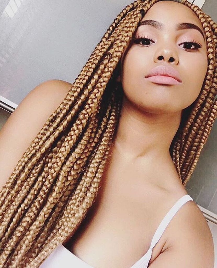 DEhair_SA's tweet image. #BraidTips 
Don’t forget that you still have real hair underneath. Show it off, flaunt it, then let your hair breath.