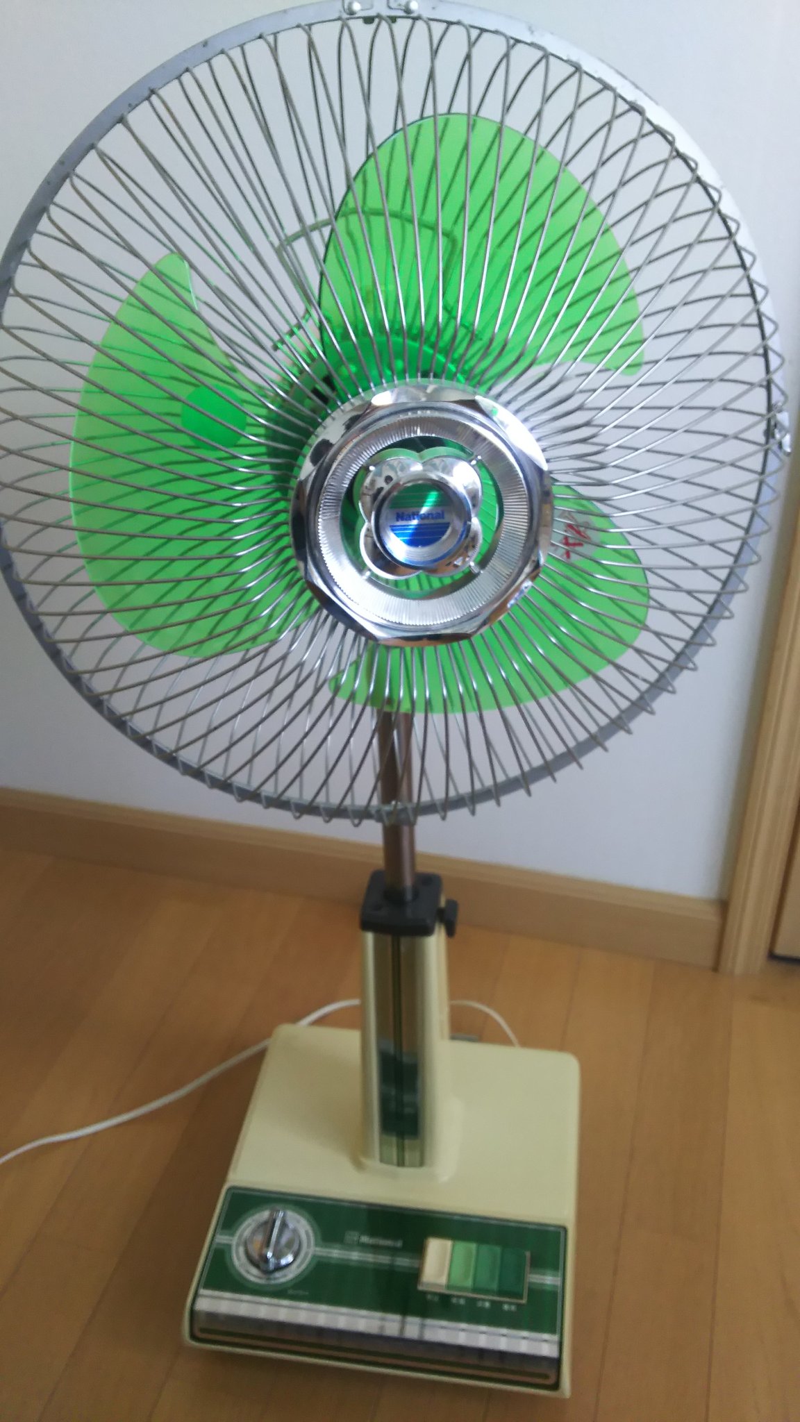 ナショナル　扇風機　F-30VE　125cm ナショナル扇風機 F-C309E 30cm｜Yahoo!フリマ（旧PayPayフリマ）