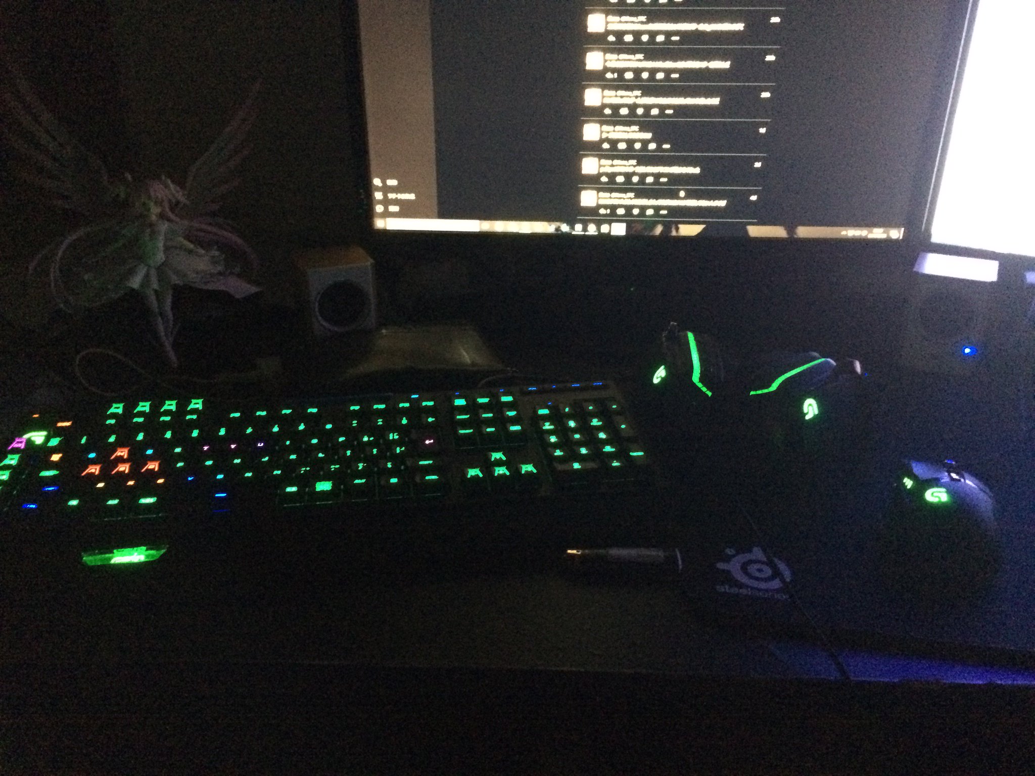 けの On Twitter 美しいな Pc環境 R6s Logicool G933 G910 G502