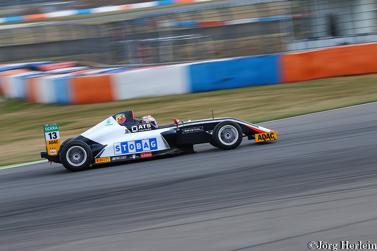 StobagBeNeLux's tweet image. Voor de kwalificatie en de race op zaterdag en zondag op de Red Bull Ring (AT), wensen wij Fabio Scherer veel geluk! #STOBAG #sponsoring