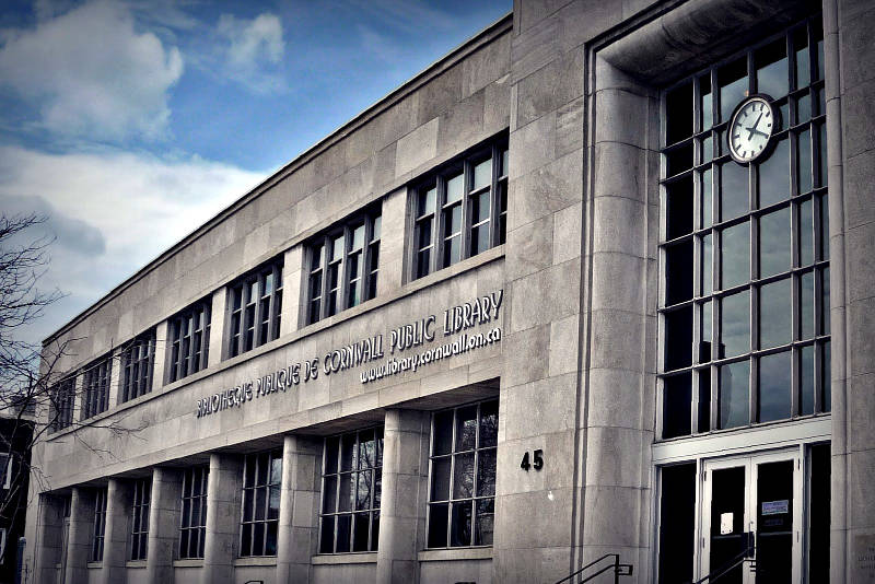 Cornwall library rooftop oasis planned bit.ly/2rQlbub @CornwallPubLibr #CornwallON #library https://t.co/Eani1iIhOY