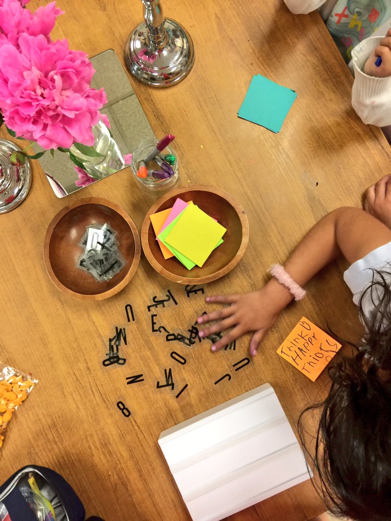 Our t-shirts inspire us to write positive messages for people we love ❤️