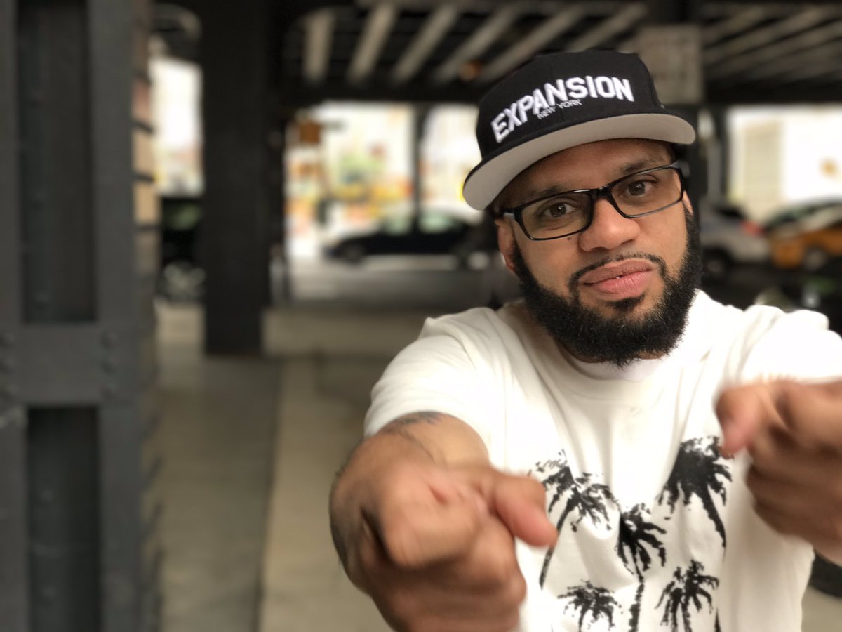 NutsoPPM's tweet photo. Midtown NYC at vid shoot - 📸 by @siriusmills #respecttheshooter #NoLabelJustUS @EXPANSIONnyc https://t.co/0RB1HvVUD5