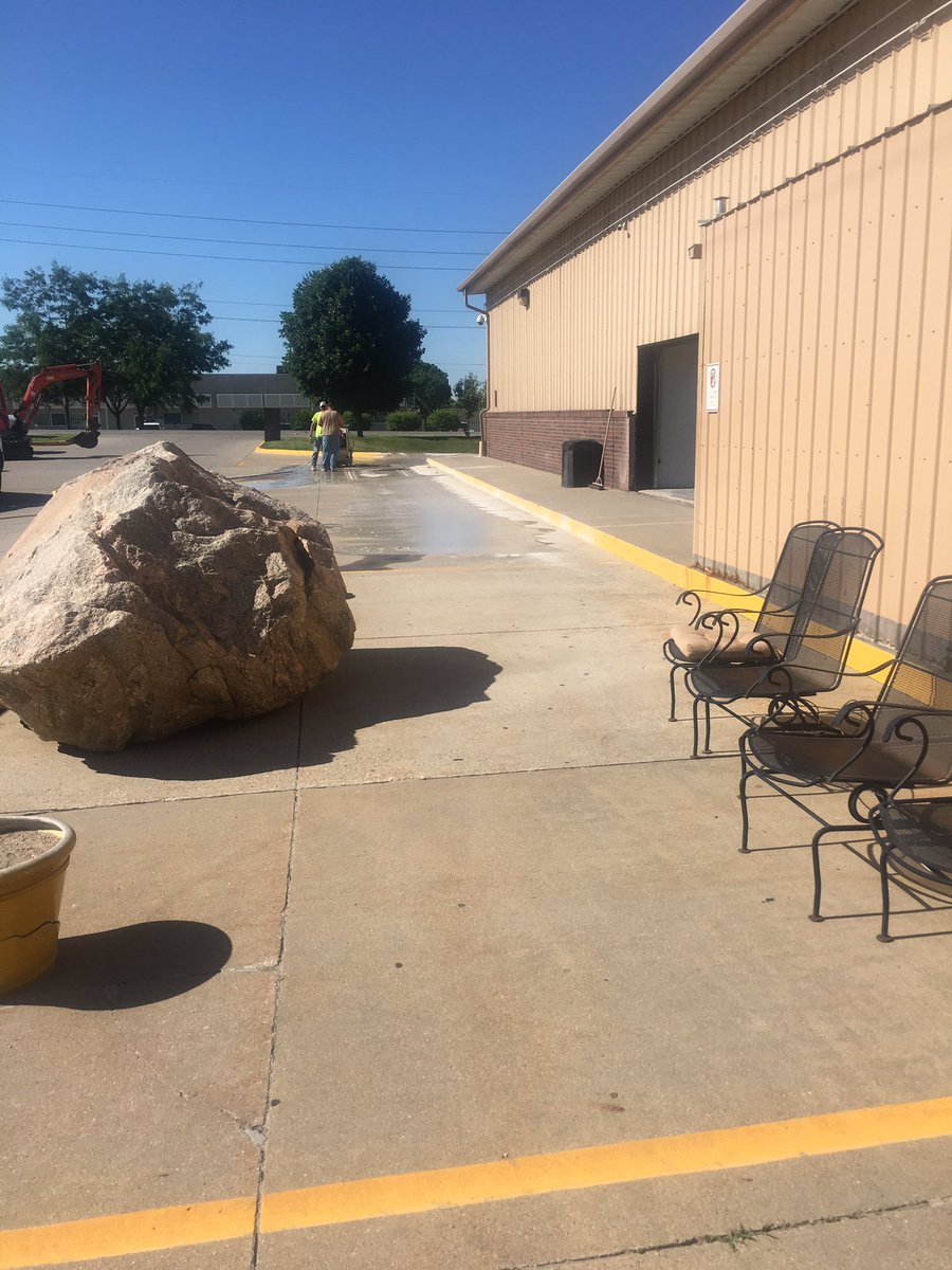 minx_showpalace's tweet image. It&apos;s a mess, but somebody has got to do it! #greaseinterceptor #TuesdayMorning #itsgoingdown @minx_showpalace