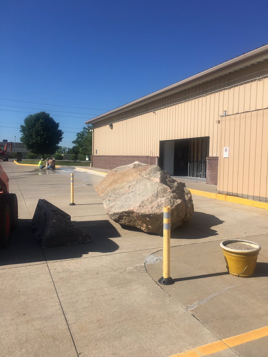 minx_showpalace's tweet image. It&apos;s a mess, but somebody has got to do it! #greaseinterceptor #TuesdayMorning #itsgoingdown @minx_showpalace